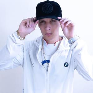 MEGA DA SURUBA Vs (SUA PUTA GOSTOSA)