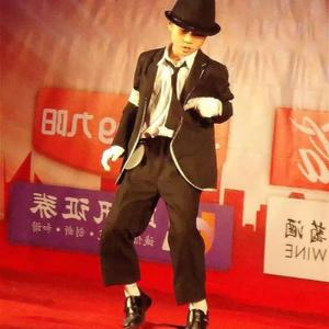 黑色嘉年华（prod.by Morrow）