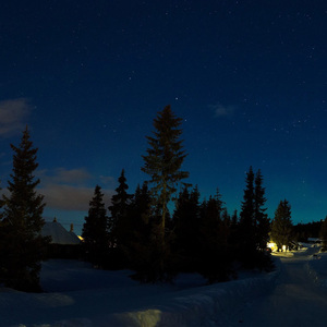 浪漫雨季 (睡眠轻音乐)