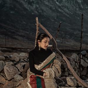 相爱莫管他人言__阿姐珠姆斗毛吉