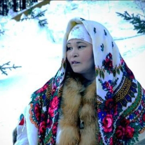 Кукла с косами