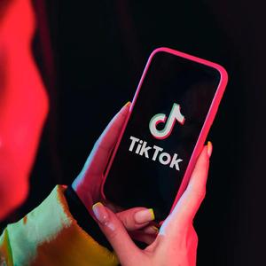 ტიკტოკი (feat. Lilu)