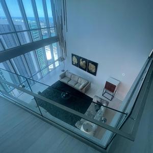 dussé (feat. Goyxrd)