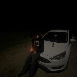 HE DONT WANT NO SMOKE (feat. Kyler Jackson & Luh Frostyy)