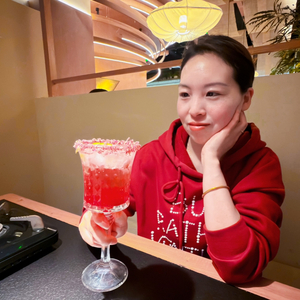 在雨中翩翩起舞