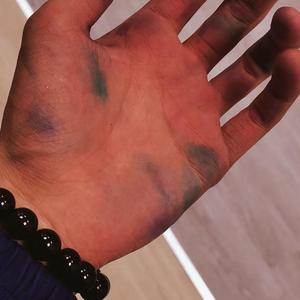 我们不是情侣-余温话少