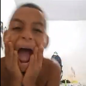 Pau Mole (War - Diss)