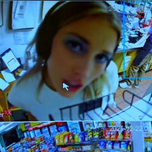 Siren Song (feat. Izzy Rain)