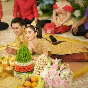 កន្សែងក្រហម ភ្លេងសុទ្ធ
