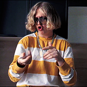 ОТСУТСТВОВАЛ