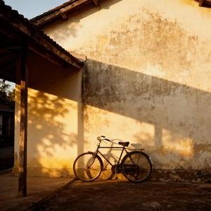 那年夏末的街角