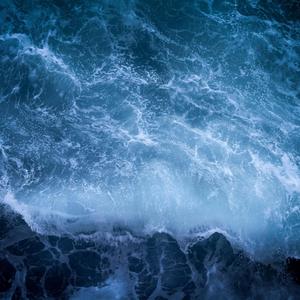 呼吸吐纳 心随浪涌