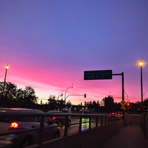 She Doesn't Know I Exist