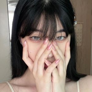 [sold] 美瞳不需要护理液因为有足够的眼泪