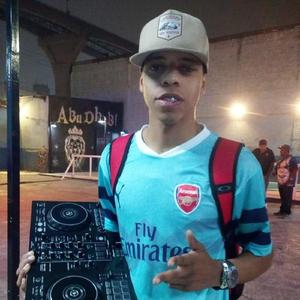 Arrasta pra Cima Ative o Modo Putaria (Acoustic)