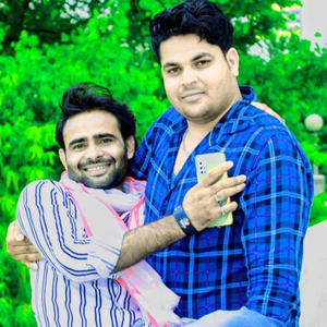 खन खन आयो आट बजाई कुण कांच की चूड़ी