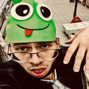 Щекотки и царапки