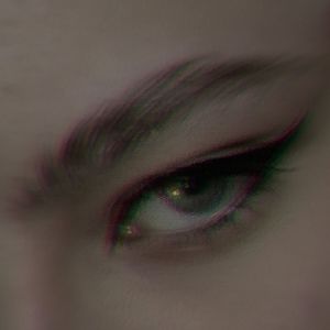 EYES
