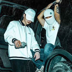 thisisneverthat (HD BL4CK remix)