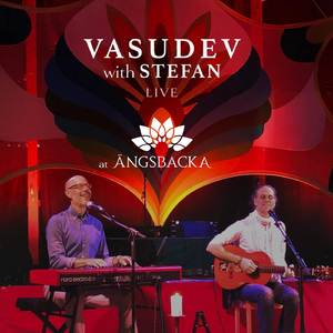 Isn't It Beautiful (Live) [feat. Stefan]