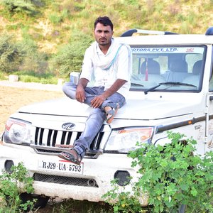 Aansu Mat Patak Meri Jaan