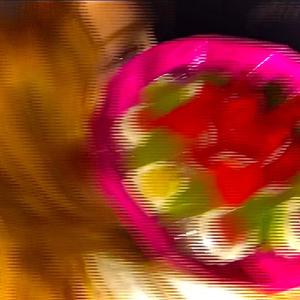 Bonbon (feat. Kores)