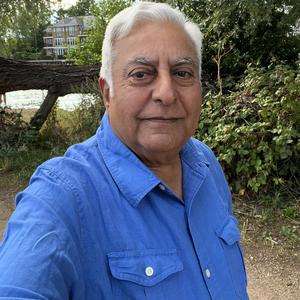 “कृष्ण सदा सहाय…”