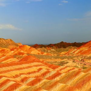 雪绒飘落的诗笺