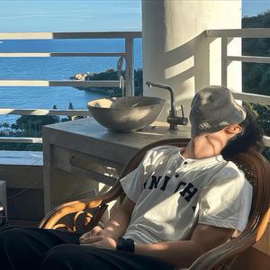 鼠辈你快下跪 看我喊另类