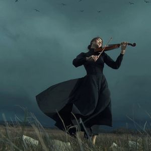 人生海海山山，而川不过尔尔