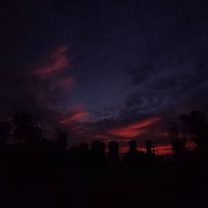 迷茫铜韵