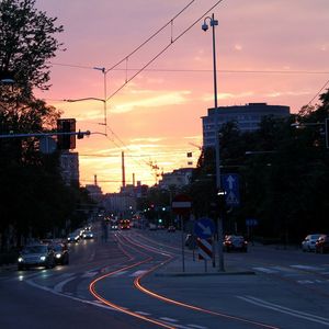 一个人下班回家的晚上