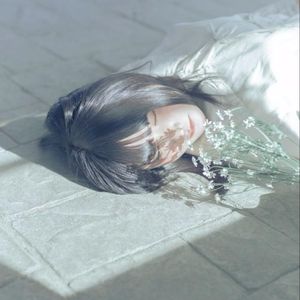 谁不是一丝不挂到人间