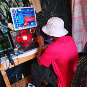 Ngwanola (feat. Thando & Beste DE Vocalist)