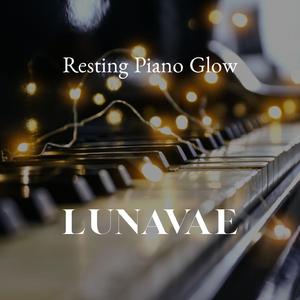 Resting Piano Glow