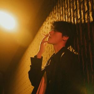 我们从山中来（心碎版） 伴奏