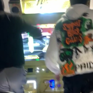 hi my phone looks like the be nice to me