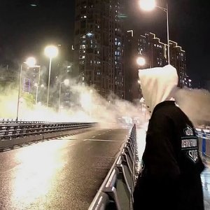 我们约好了一起看星星看月亮