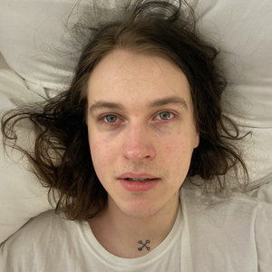 Jumala (feat. Paperi T)