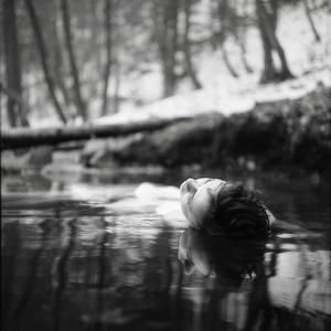 erwtes ◊ dark ambience cavern drone