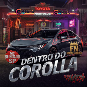 Dentro do Corolla