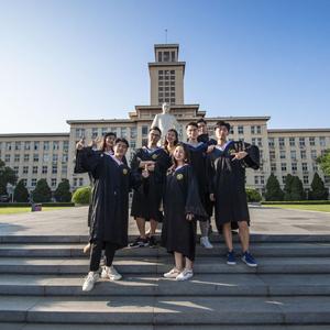 南开（改编自《成都》）