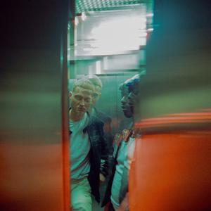 Lacrima (feat. Japhet)