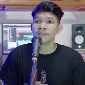 ស្រលាញ់សង្សារគេពិបាកជាងគ្រុនផ្ដាស់សាយ