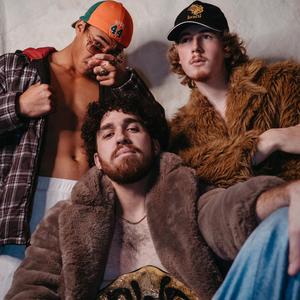 SO SEXY (feat. Sam V, Aidan Fine & BrokeBoi Ace)