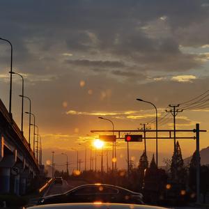 事已至此 先吃饭吧