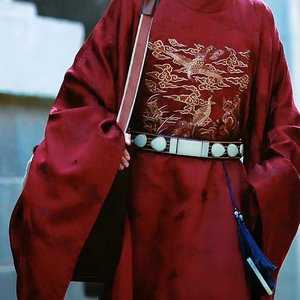 红绣勾魂