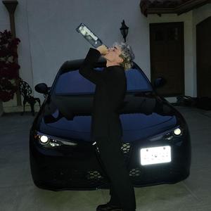 Walk It Up (feat. ChØpsticks)