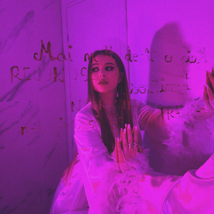 MAI MULT DECÂT O PIESĂ