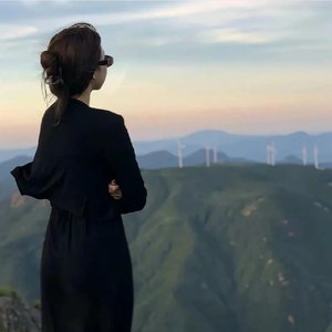 我终于把你的名字还给了人海